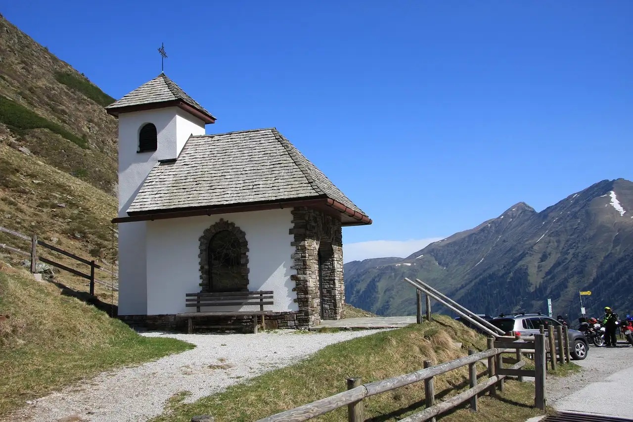 Repair of Roofing: Expert Roof Repair Guide